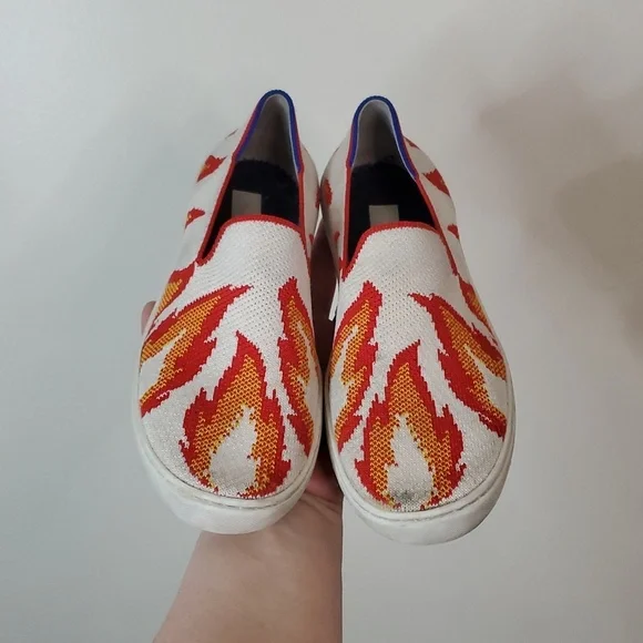 Rothy's Kids Flame Graphic Flats Size K3 White - Picture 7 of 10